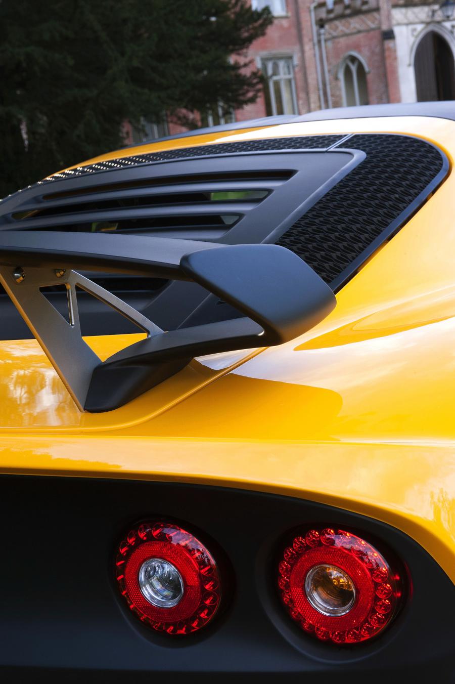 Логотип Lotus Exige Sport 350 2015 года  (UK) (фото 25 из 35)